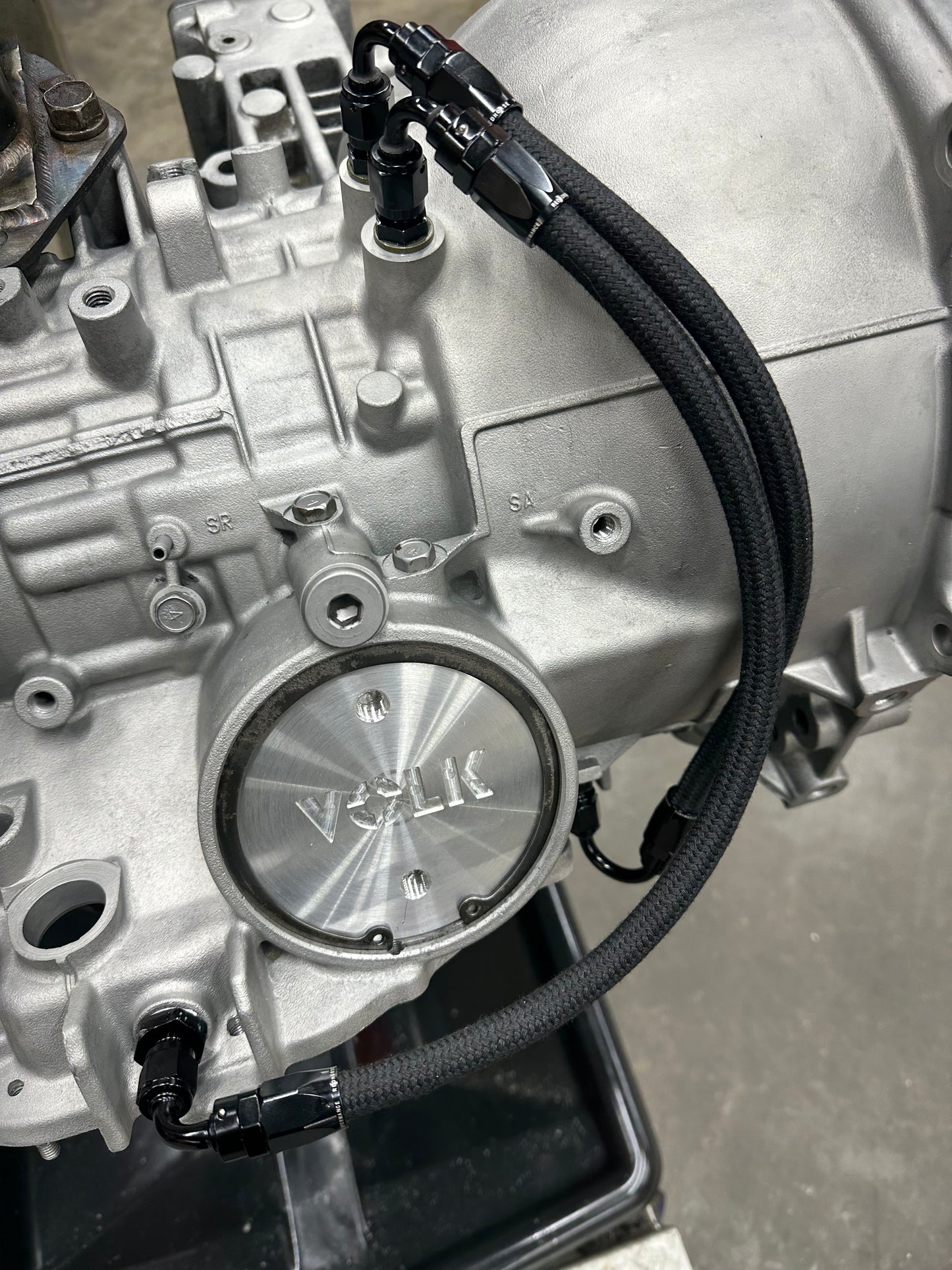 Modify case for planetary feed and cooler return